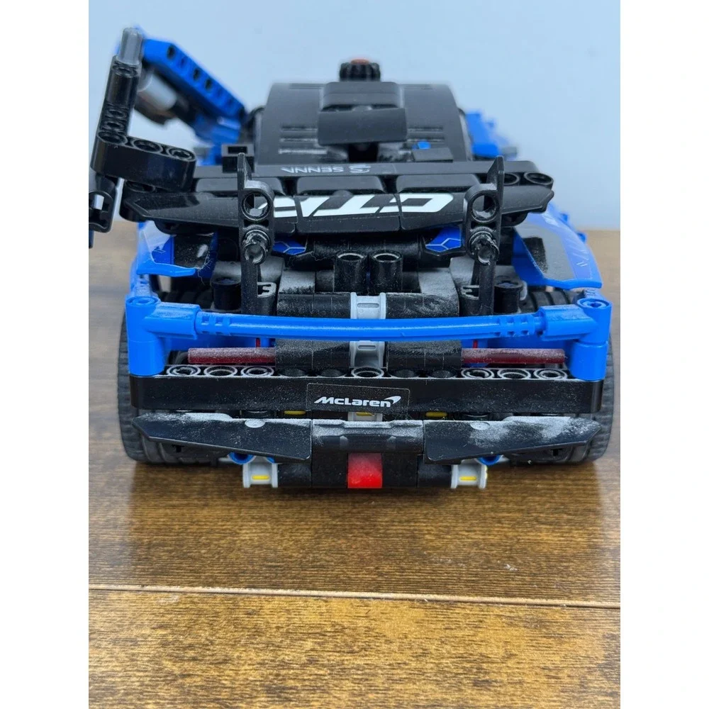 LEGO Technic McLaren Senna GTR 42123 Blue‎ Race Car Model – 98% Complete - Picture 7 of 16